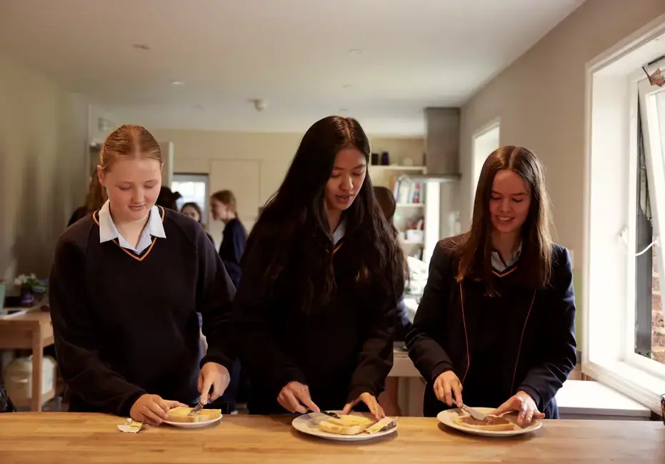 Boarders spreading toast